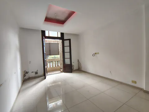PASTEUR al 400 Piso 1