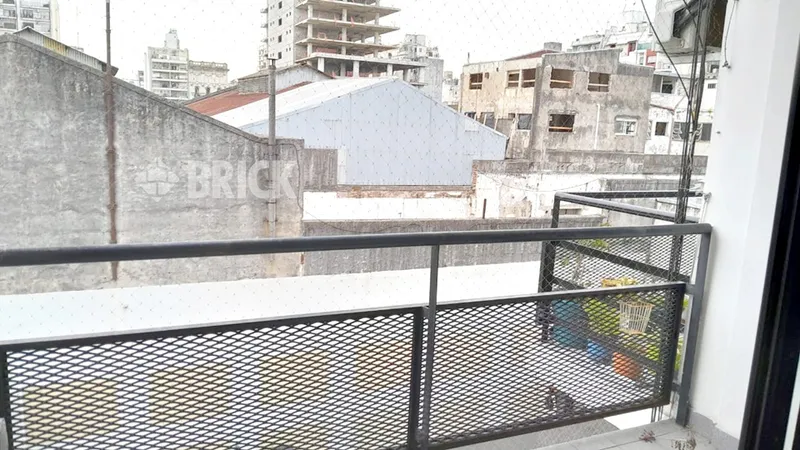 ALSINA, ADOLFO al 2600 Piso 4 4