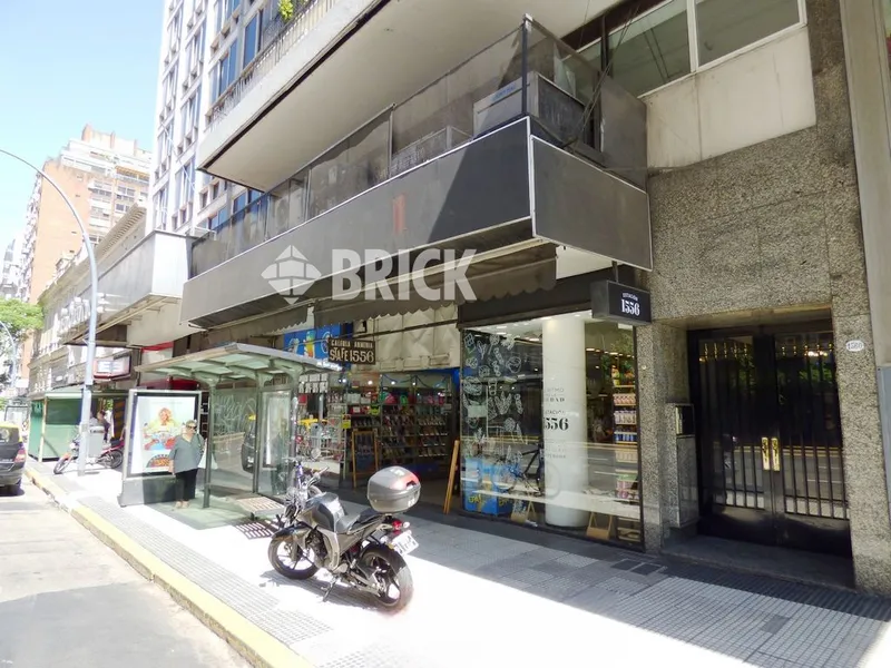 SANTA FE, AV. al 1500 Piso PB Loc. 40 10