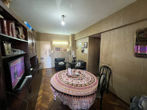 AVELLANEDA, AV. al 1800 Piso 4 3