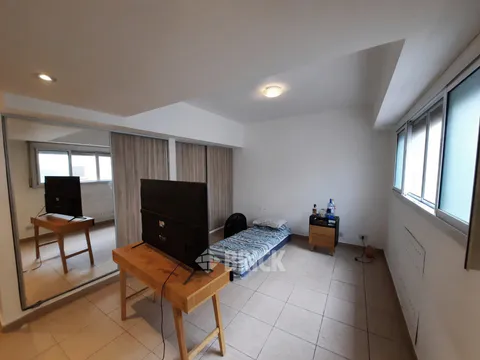 CORDOBA, AV. al 2400 Piso 1