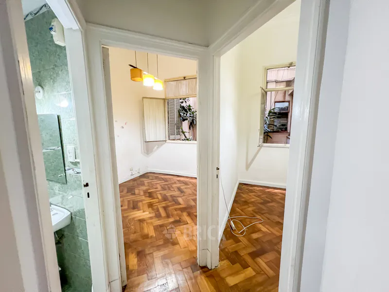 CORDOBA, AV. al 1200 Piso PB 5