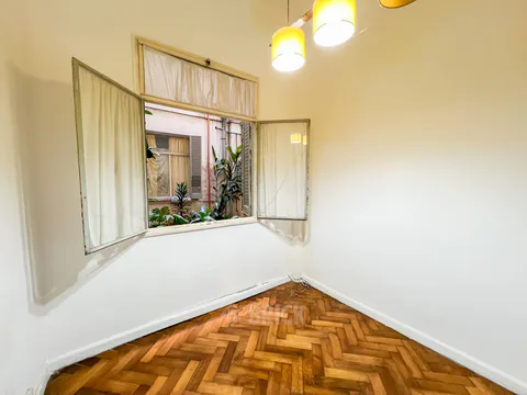CORDOBA, AV. al 1200 Piso PB 9