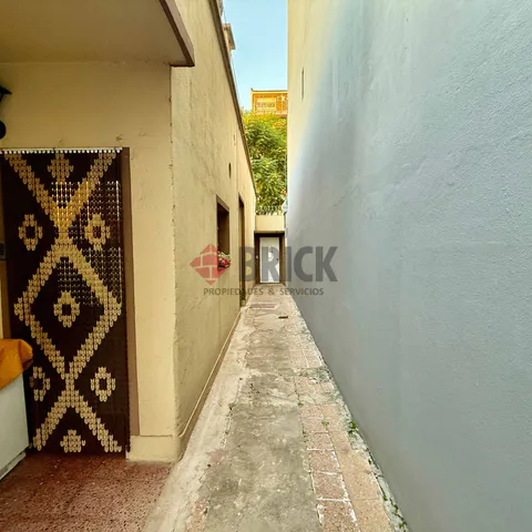 TEMPLE al 2600 12