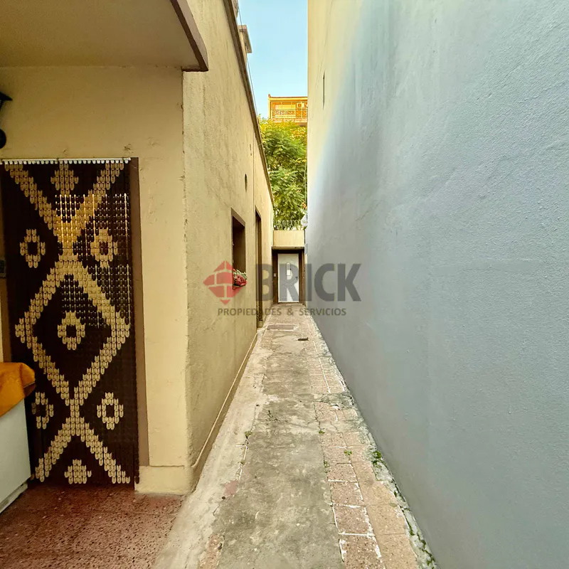 TEMPLE al 2600 12