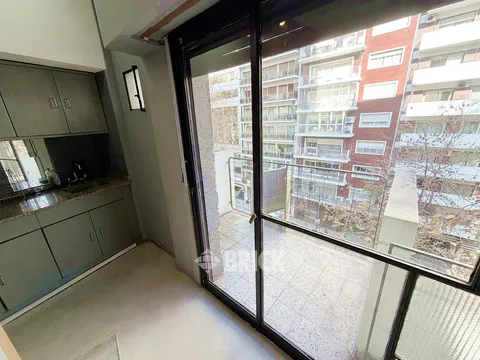SANTA FE, AV. al 3300 Piso 5