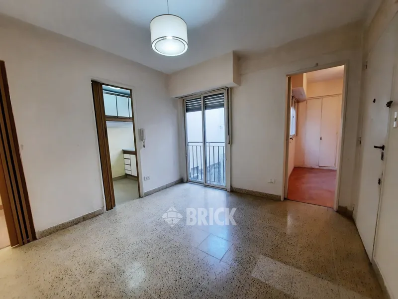 FRIAS, EUSTAQUIO, TTE. GENERAL al 200 Piso 8 3
