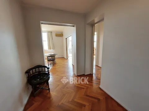 YRIGOYEN, HIPOLITO al 1500 Piso 5 13