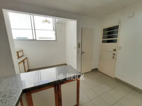 YRIGOYEN, HIPOLITO al 1500 Piso 5 37