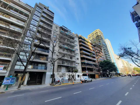 DIAZ, CNEL. AV. al 2100 Piso PB 30