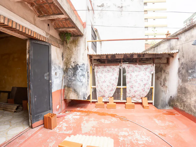 BUFANO, ALFREDO R. al 700 Piso PB 24
