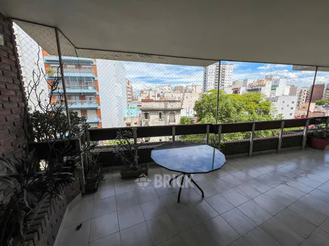 ALBERDI, JUAN BAUTISTA AV. al 1000 Piso 6