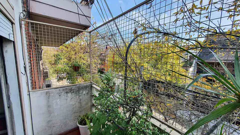 ARANGUREN, JUAN F., DR. al 1200 Piso 2