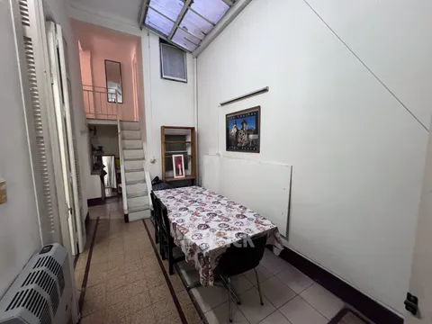 LAVALLE al 900 Piso 1 8