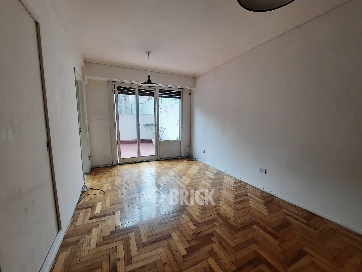 SANTA FE AV. al 2500 Piso 3 1