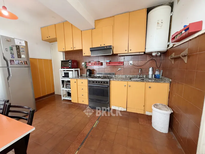 RIVADAVIA, AV. al 6100 Piso 12 19