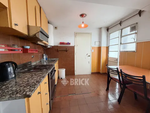 RIVADAVIA, AV. al 6100 Piso 12 20