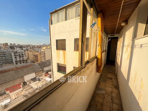 RIVADAVIA, AV. al 6100 Piso 12 23