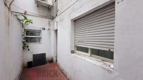 VIAMONTE al 2200 Piso PB