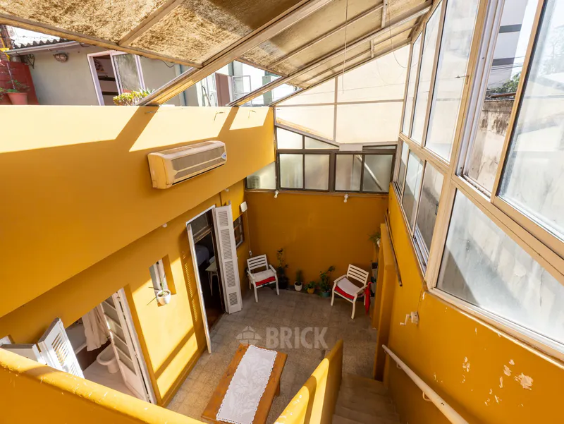 ARANGUREN, JUAN F., DR. al 1200 Piso PB 16