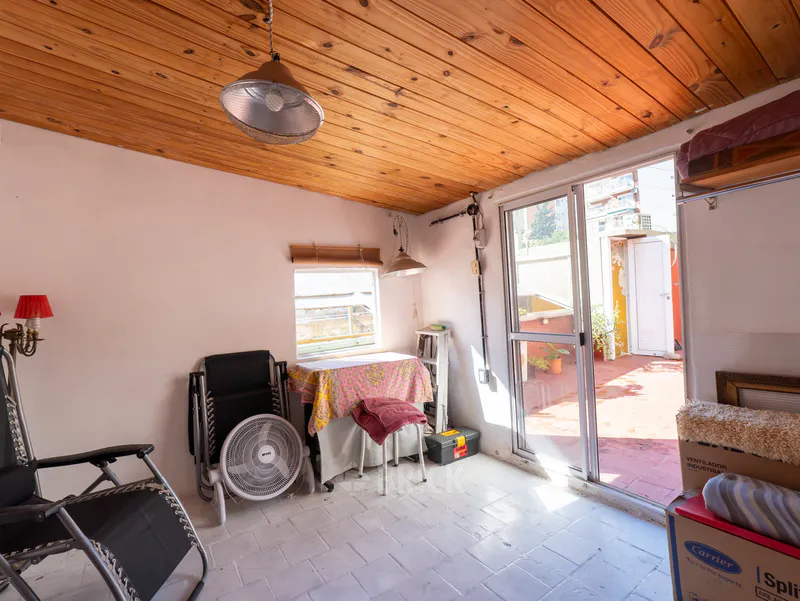 ARANGUREN, JUAN F., DR. al 1200 Piso PB 23