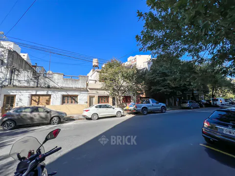 ARANGUREN, JUAN F., DR. al 1200 Piso PB 27