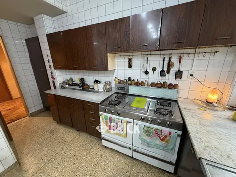 PUEYRREDON AV. al 600 Piso 11 25