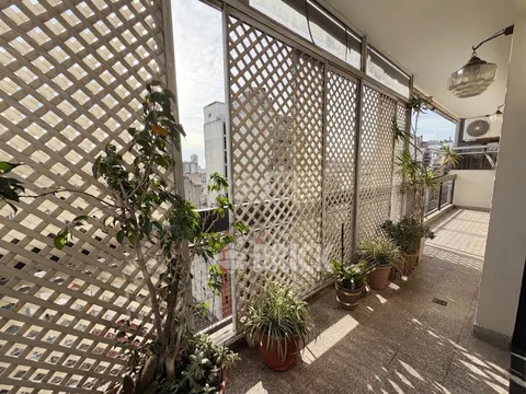 PUEYRREDON AV. al 600 Piso 11 8