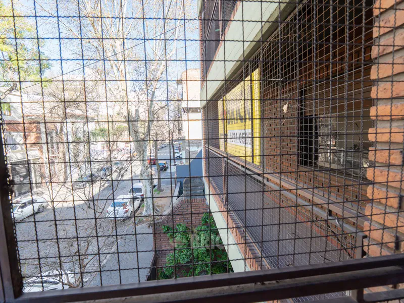 REPETTO, NICOLAS, DR. al 400 Piso 1° Y 2° 31