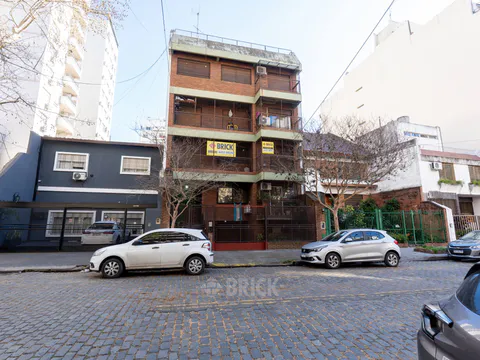 REPETTO, NICOLAS, DR. al 400 Piso 1° Y 2° 44