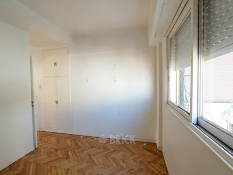 DARREGUEYRA al 2300 Piso 5 14