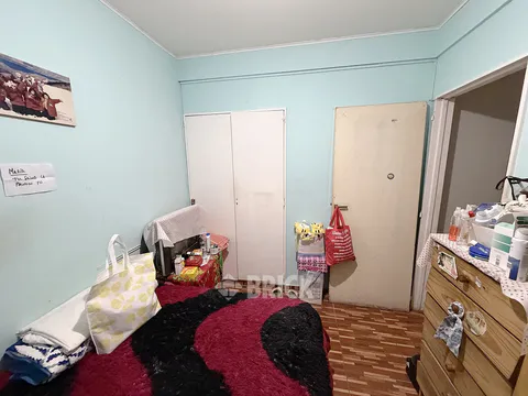 URIBURU JOSE E., PRES. al 400 Piso 1