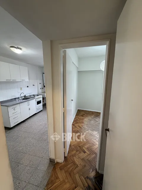 PUEYRREDON AV. al 900 Piso 9 22