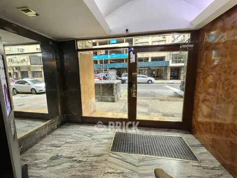 PUEYRREDON AV. al 900 Piso 9 28