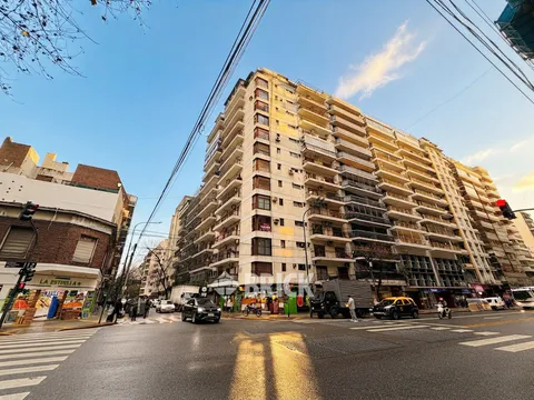 PUEYRREDON AV. al 900 Piso 9 32