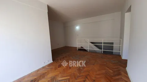 SUIPACHA al 700 Piso 14
