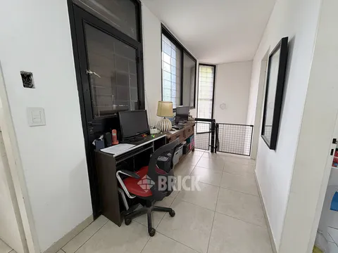 GUAYRA al 1800 Piso PB 18