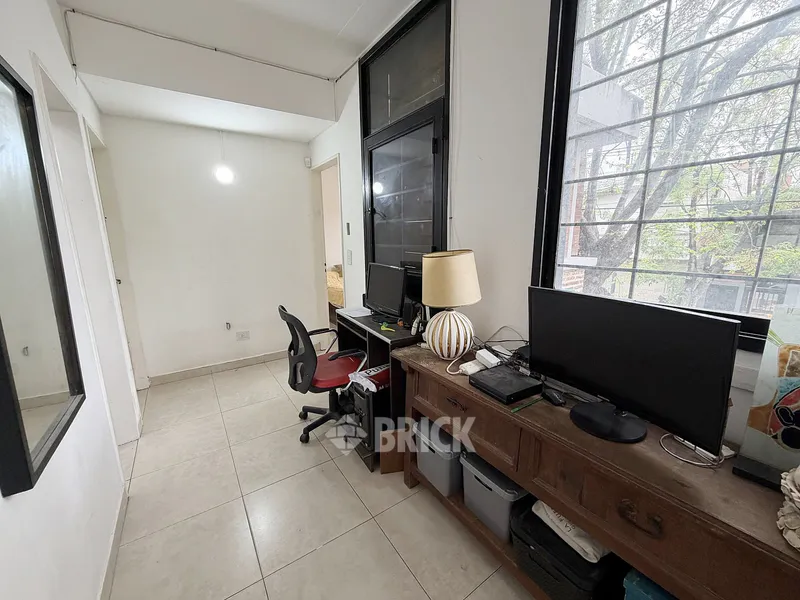 GUAYRA al 1800 Piso PB 20