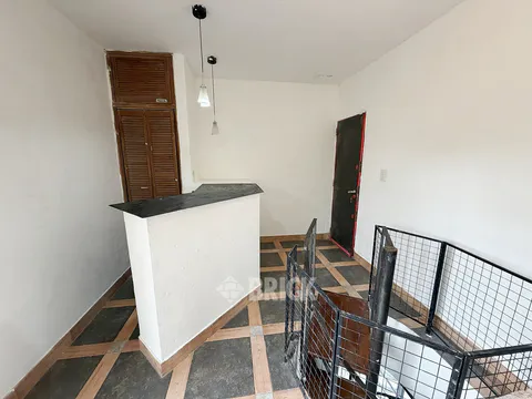 GUAYRA al 1800 Piso PB 34