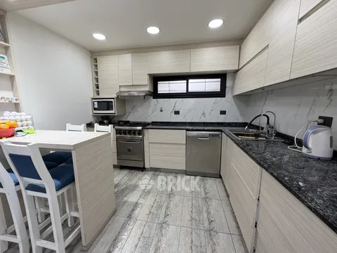 GUAYRA al 1800 Piso PB 9