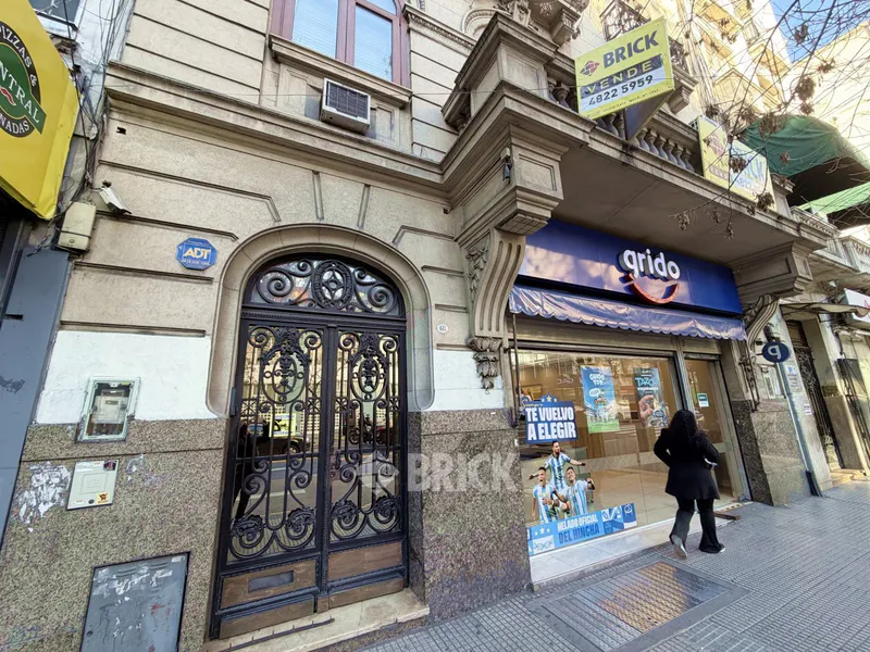 PUEYRREDON, AV. al 600 Piso 1 75