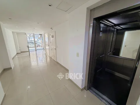 ENTRE RIOS AV. al 1300 Piso 6 16