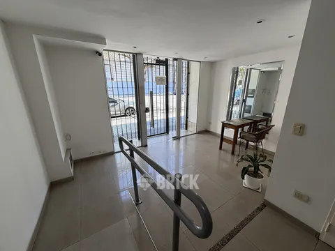 ENTRE RIOS AV. al 1300 Piso 6 17