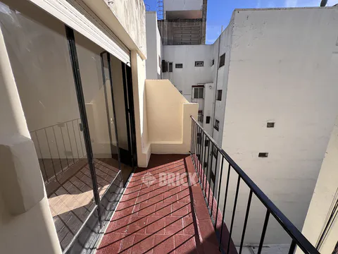 PACHECO DE MELO, JOSE ANDRES al 2600 Piso 7