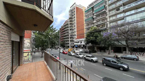 CRAMER AV. al 2400 Piso 1