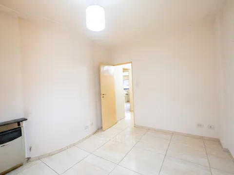 SAN IRENEO al 200 Piso PB