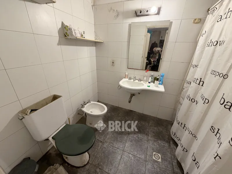 MORENO al 2100 Piso PB 28
