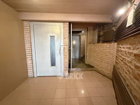 MORENO al 2100 Piso PB 37