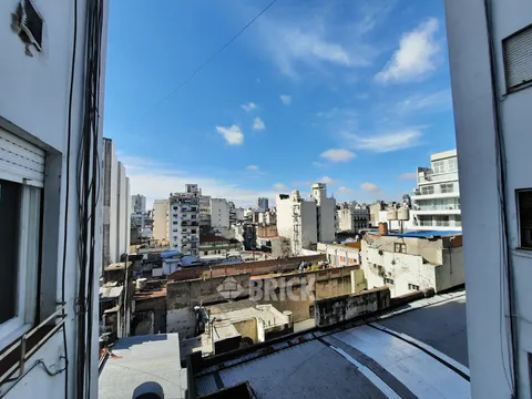 TUCUMAN al 2600 Piso 5