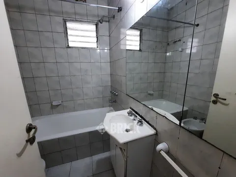 TUCUMAN al 2600 Piso 5